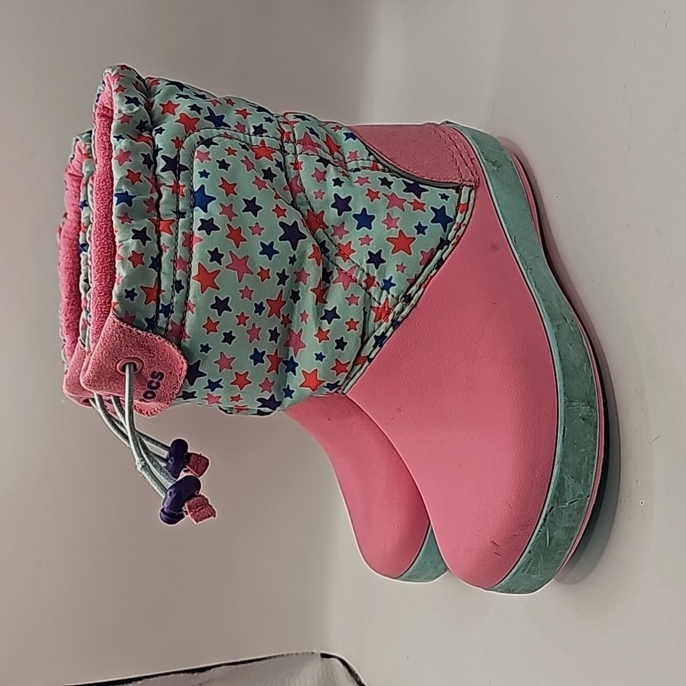 Crocs - CB LODGEPOINT GRAPHIC WNTRBT Pink / Blue size 12c